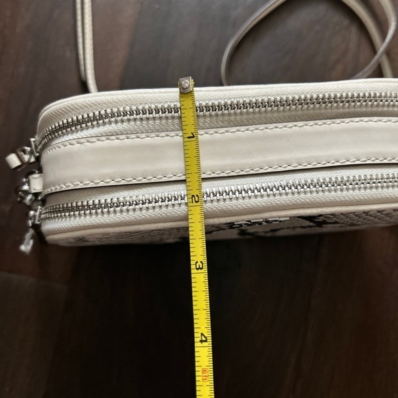 NWT ~ TORY BURCH BRITTEN SNAKE EMBOSSED CAMERA BAG CROSSBODY BAG - Picture 12 of 12